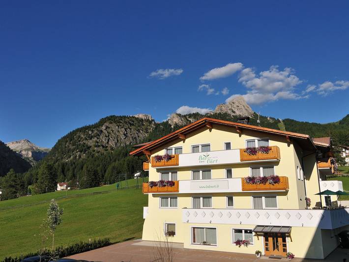 Hotel für 3 Personen, mit Ausblick und Balkon in Wolkenstein