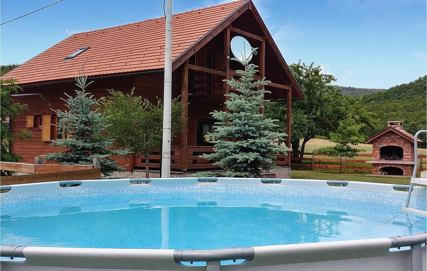 Ferienhaus für 8 Personen mit Terrasse in Gospitsch, Lika-Senj