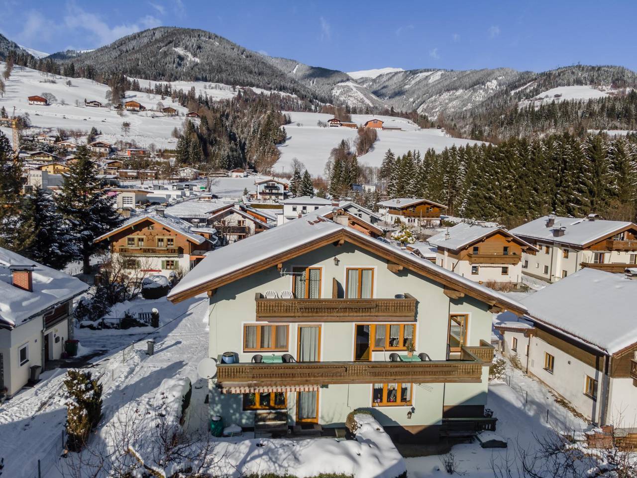 Geheel appartement, Vakantiewoning in Pinzgau met tuin en balkon in Niedernsill, Pinzgau