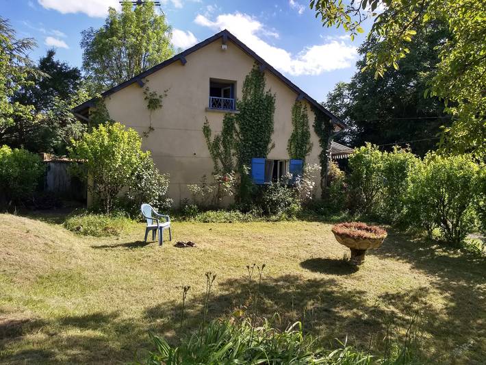 Gîte pour 4 personnes, avec Sauna à Avrée