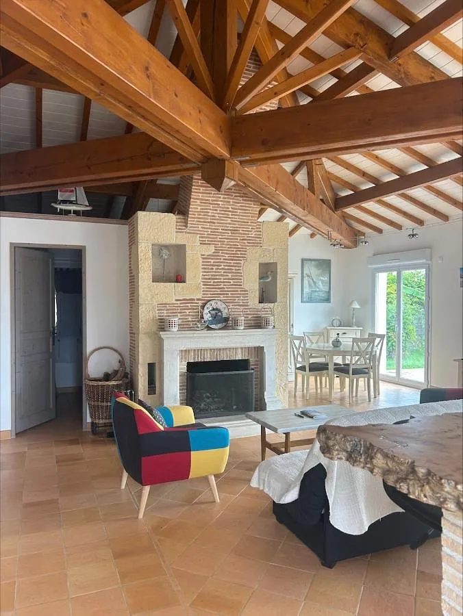 Casa de vacaciones para 6 personas, con terraza y piscina - 1