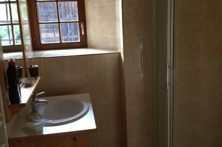 Gîte pour 5 personnes, avec jardin à Saint-Jean-d'Arves - 4