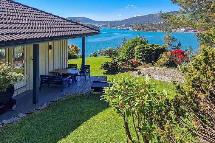 Ferienhaus für 10 Personen, mit Balkon und Garten - 1