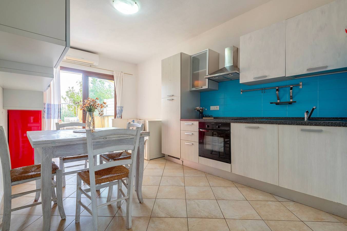 Apartamento entero, Apartamento '10 S' con terraza privada y jardín in Isola Rossa, Trinità d'Agultu e Vignola
