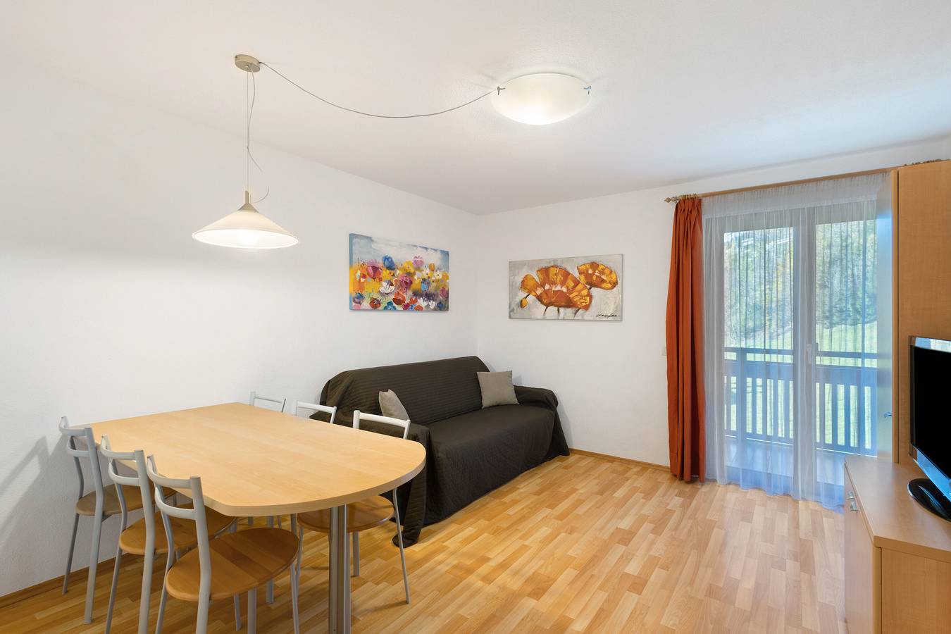 Ganze Wohnung, Apartment 'Hatzlhof Nr 5' mit Bergblick, Gemeinschaftsterrasse und Wlan in Tschöfs, Sterzing