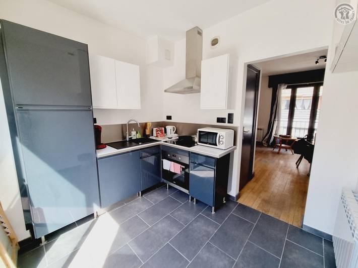 Entire apartment, Zen Duplex in Valenciennes city center in Valenciennes, Valenciennes region