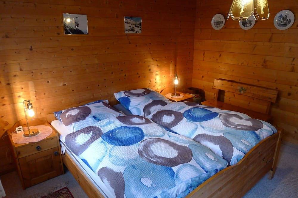 Atemberaubendes alleinstehendes Ferienhaus für 6 Personen mit  W-Lan, Tv und Innenhof in Grengiols, Aletsch Arena