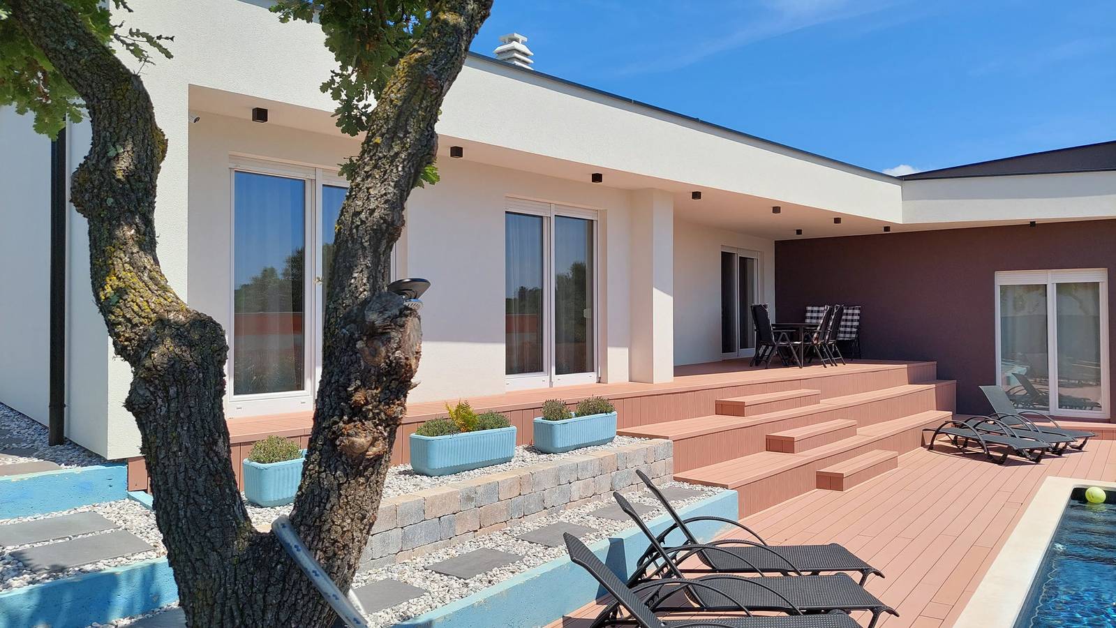 Villa Ernesta mit Pool in Pula-Medulin, Vintijan