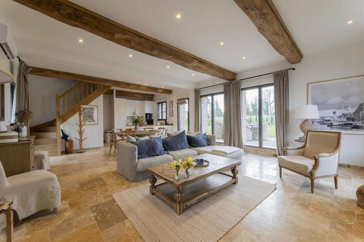 Location de vacances pour 10 personnes, avec Terrasse ainsi que Jardin et Piscine à Cricquebœuf - 2