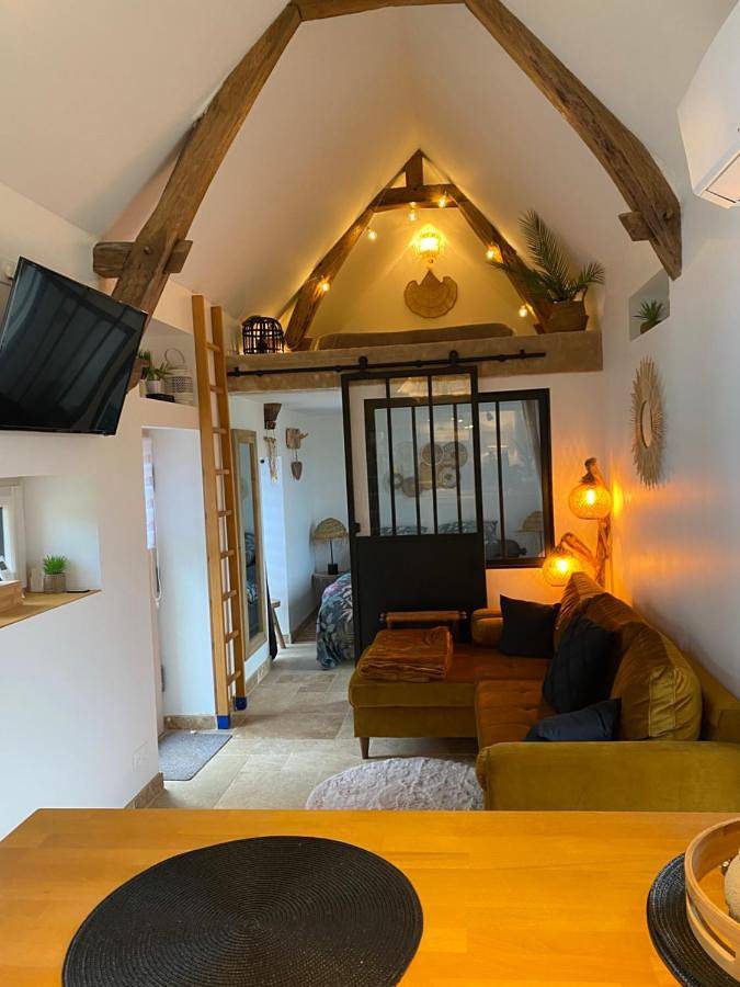 Location de vacances pour 6 personnes, avec terrasse à Neuillé - 2