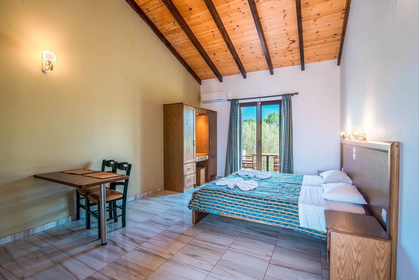 Entire studio, 'Mirage Arillas Studio Type C17' with Shared Pool & Wi-Fi in Arillas, Corfu