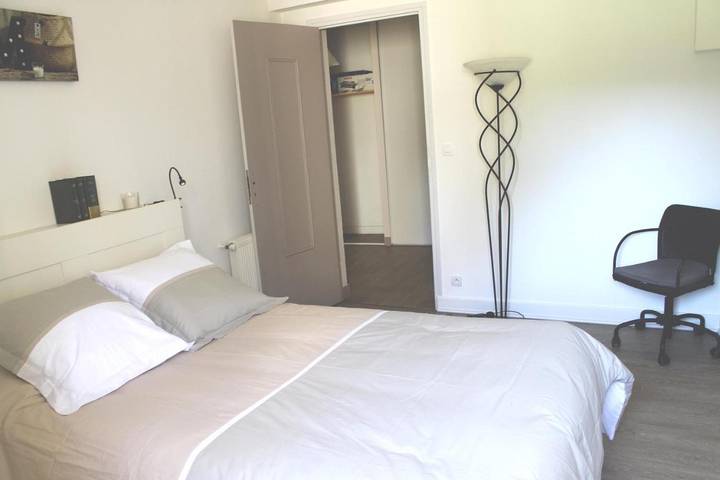 Chambre d’hôte pour 2 personnes, avec jardin à Châteauneuf-de-Galaure - 4