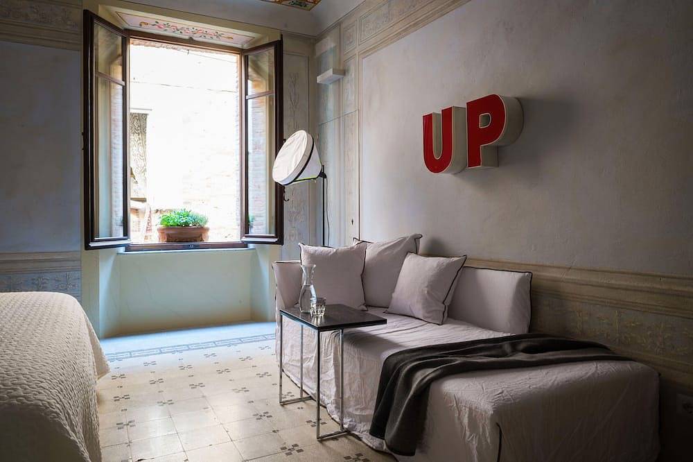 Ganze Wohnung, Luxuriöse und romantische Residenz, Designerausstattung, beheizter Pool und Whirlpool, Aussicht in Monteleone d'Orvieto, Perugia Provinz