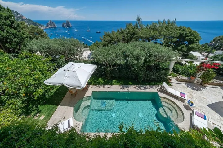 Appartamento vacanze per 14 persone, con giardino e idromassaggio nonché piscina, con animali domestici - 1