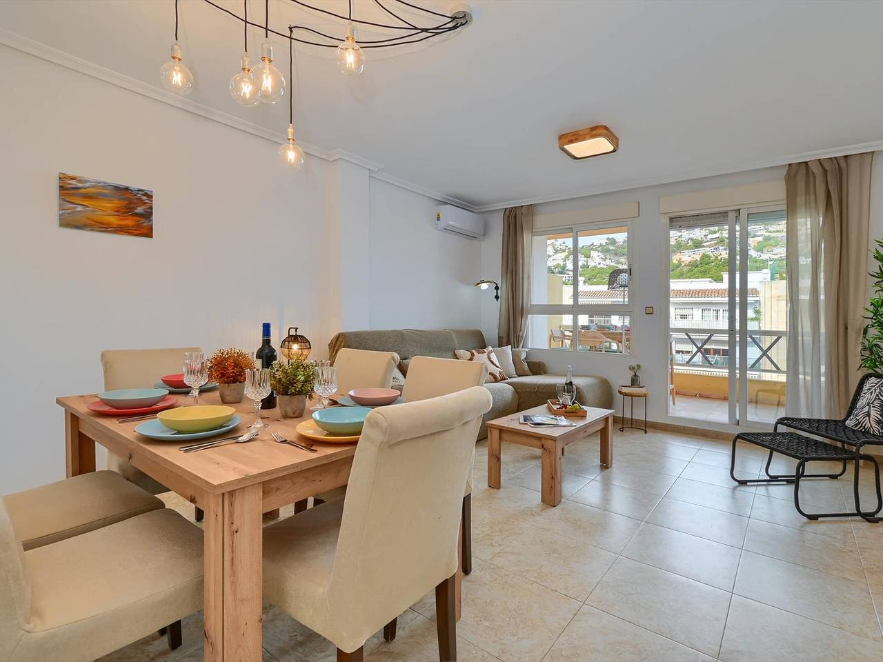 Hel lejlighed, Cozy 2-Bedroom Apartment with Sea View, 3 Terraces, and Parking near Playa de la Grava in Javea Port, Jávea