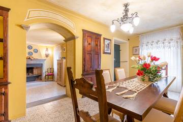 Agriturismo per 5 Persone in Molazzana, Parco Regionale delle Alpi Apuane, Foto 2