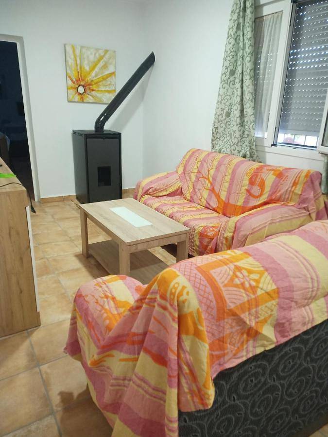 Casa rural para 20 personas, con terraza y piscina en La Puebla de los Infantes - 4