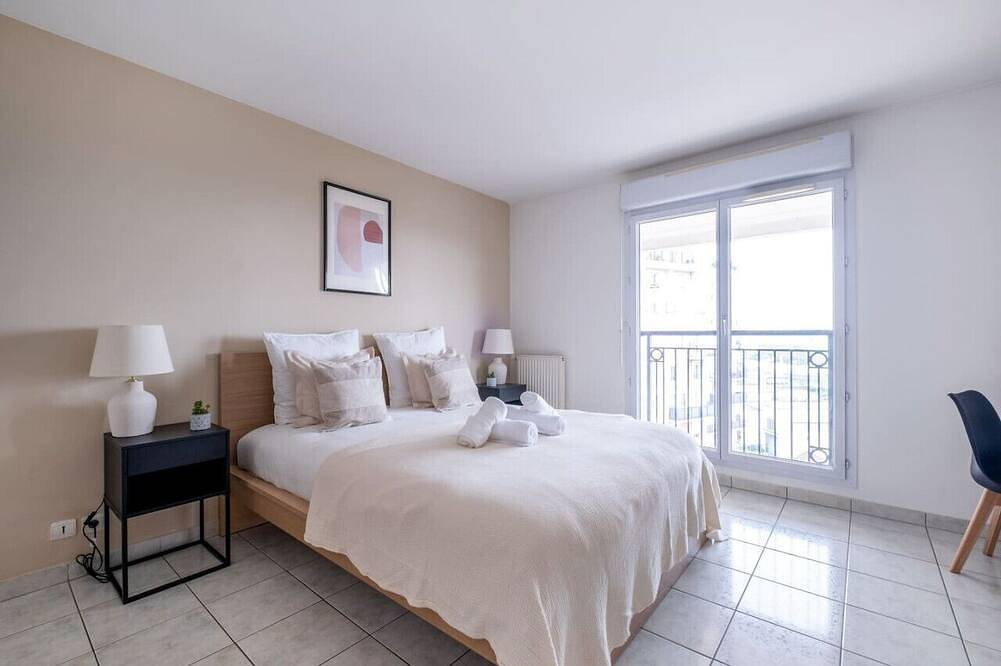 Entire apartment, Appartement Exquis à La Défense in Courbevoie, Hauts-de-Seine