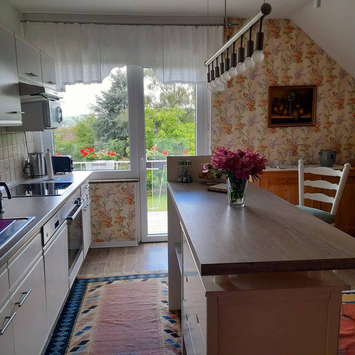 Ferienwohnung für 5 Personen, mit Balkon und Garten in Kell am See