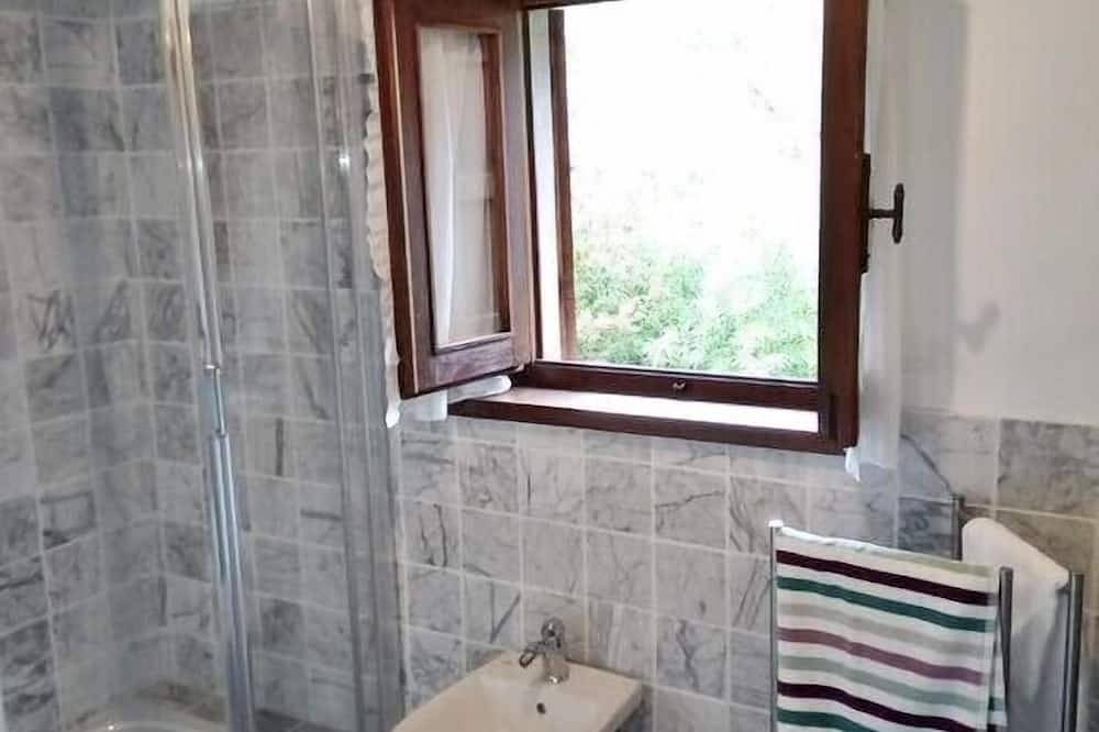 Hübsches Einfamilienhaus in der Landschaft von Camaiore\nlast-Minute-Rabatt 10 % in Camaiore, Italienische Riviera