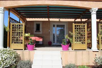 Gîte pour 3 personnes, avec terrasse et jardin à Villelongue-de-la-Salanque