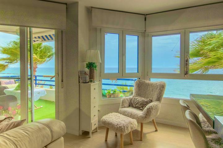 Entire apartment, Almería seafront apartment with sea views in Playa de El Zapillo (Almería), Almería