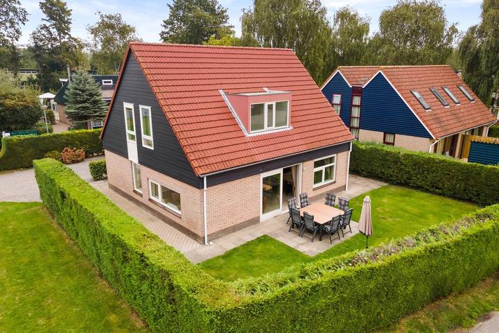 Ferienhaus für 10 Personen, mit Terrasse und Garten, mit Haustier