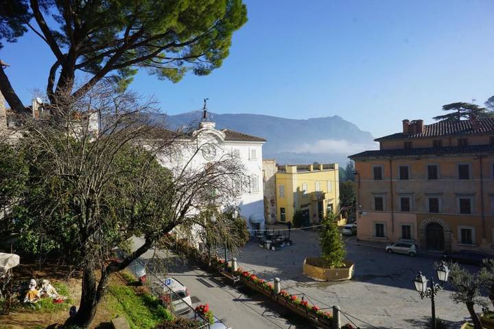 Appartamento per 3 persone, con Balcone e Terrazza nonché Panorama a San Gemini