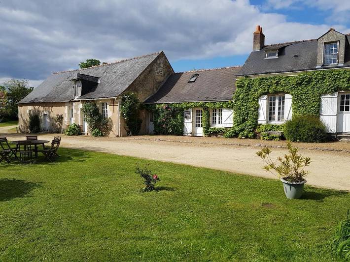 Maison d’hôte pour 2 personnes, avec Terrasse et Jardin ainsi que Piscine et Vue