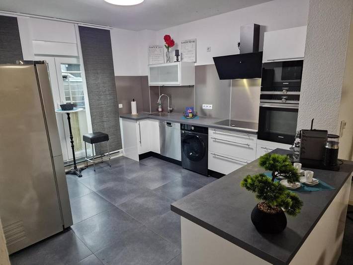 Ferienwohnung für 6 Personen, mit Terrasse und Garten sowie Ausblick in Moers