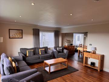 Cottage for 10 People in Isle of Anglesey, North-Wales, Photo 4