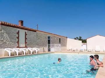 Camping pour 6 Personnes dans La Faute-sur-Mer, Vendée, Photo 4