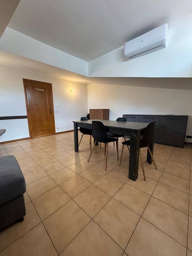 Gîte pour 8 personnes, avec terrasse à Poggio Mirteto - 2