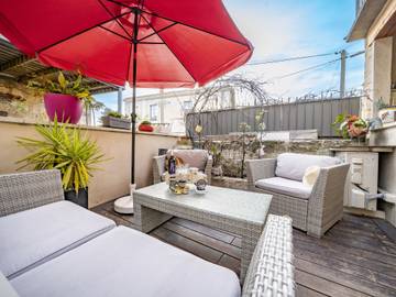 Gîte pour 4 personnes, avec terrasse à Castries