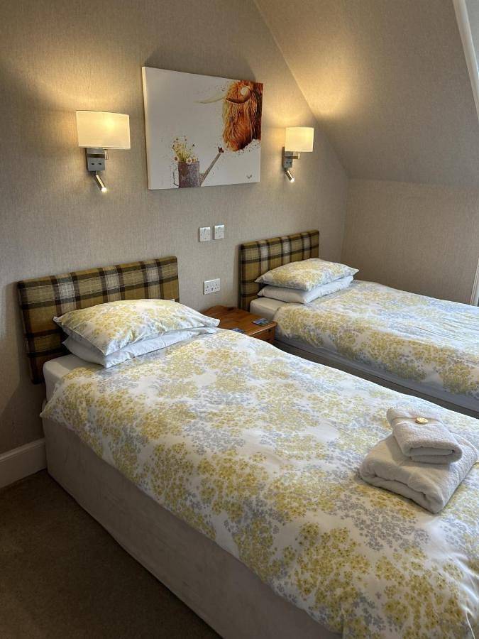 Standard Twin Room in Inverness, Highlands
