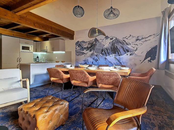 Apartamento entero, Apartamento de lujo cerca de pistas con balcón, sauna, hammam, WIFI in Les Menuires, Saint-Martin-de-Belleville