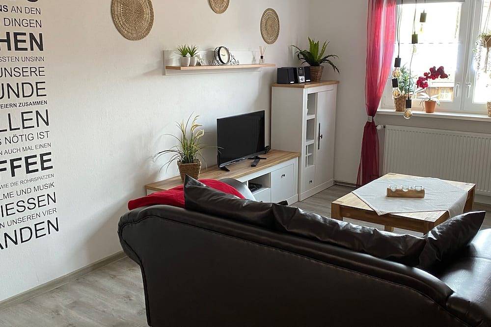 Ganze Wohnung, Ferienwohnung - Ferienwohnung Im alten Pfarrhaus in Bad Zwesten, Schwalm-Eder-Kreis