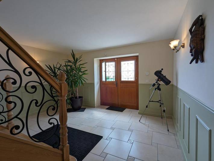 Location de vacances pour 12 personnes, avec jardin ainsi que piscine et sauna à Blanzaguet-Saint-Cybard - 2