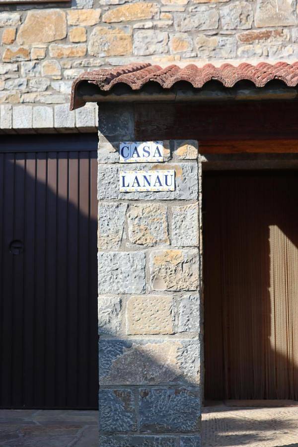 Apartamento para 8 personas, con terraza, Se admiten mascotas en Sobrarbe