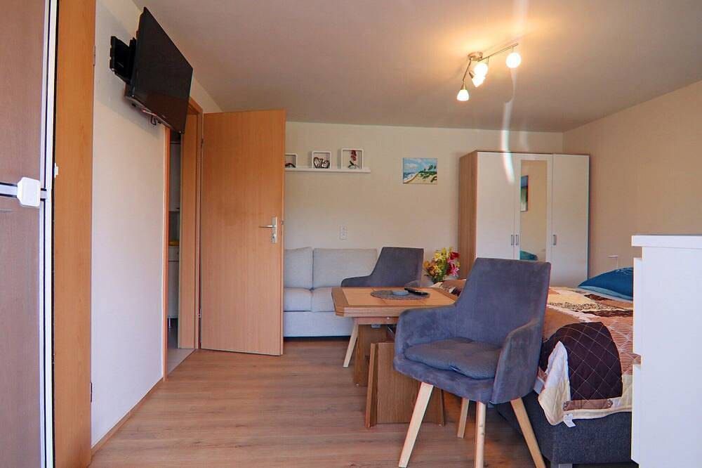 Charmante Ferienwohnung mit Grill in Rakow in Rakow, Salzhaff
