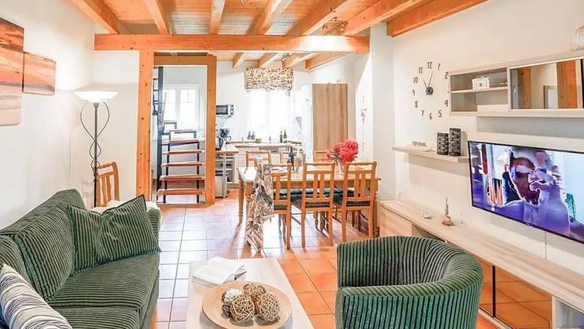 Ferienhaus für 10 Personen, mit Terrasse und Garten in Nienhagen