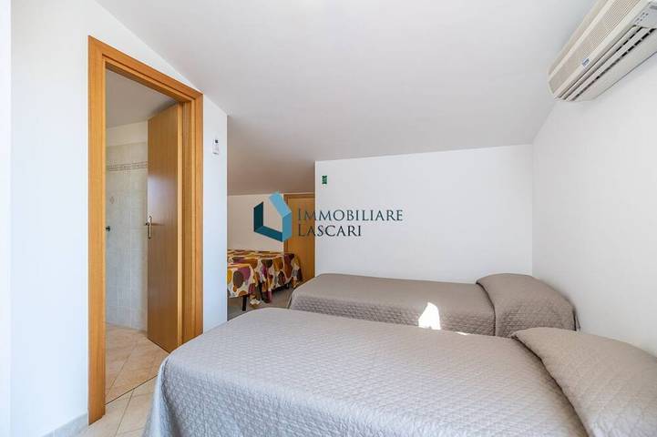 Appartamento intero, Villa Siragusa con piscina condominiale in Gorgo Lungo, Campofelice di Roccella