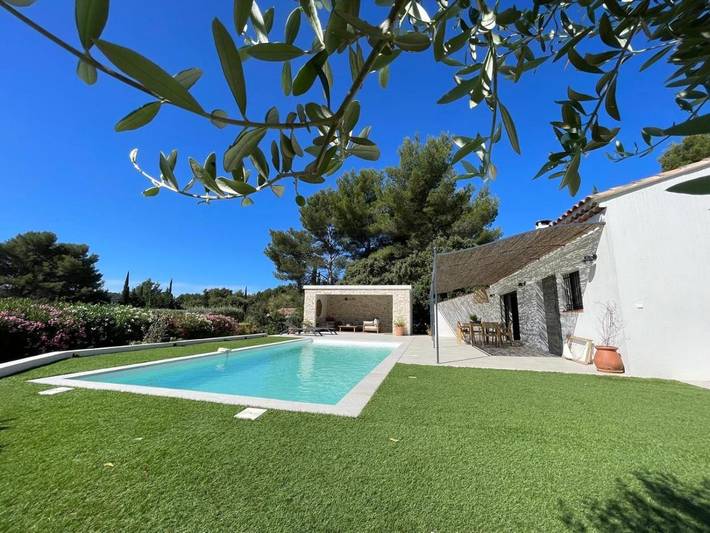 Chambre d’hôte pour 2 personnes, avec terrasse et piscine ainsi que jardin et vue à La Cadière-d'Azur - 3