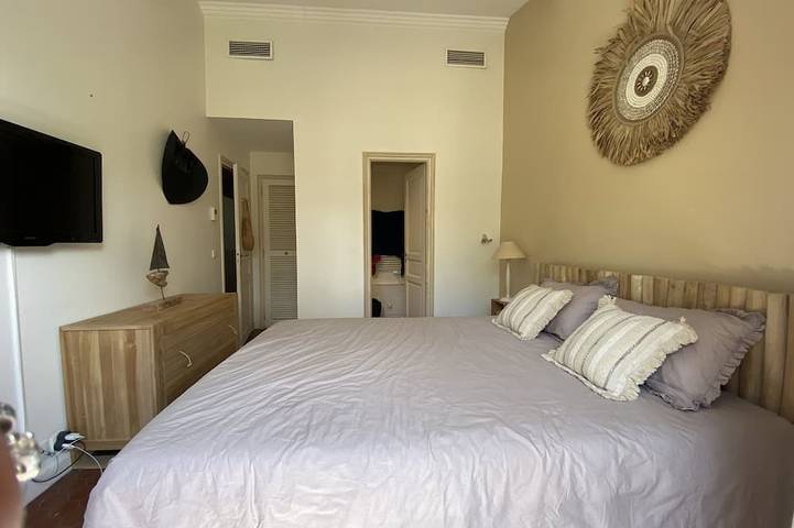 Ferienhaus für 6 Personen, mit Garten und Terrasse sowie Pool, mit Haustier in Grimaud - 2