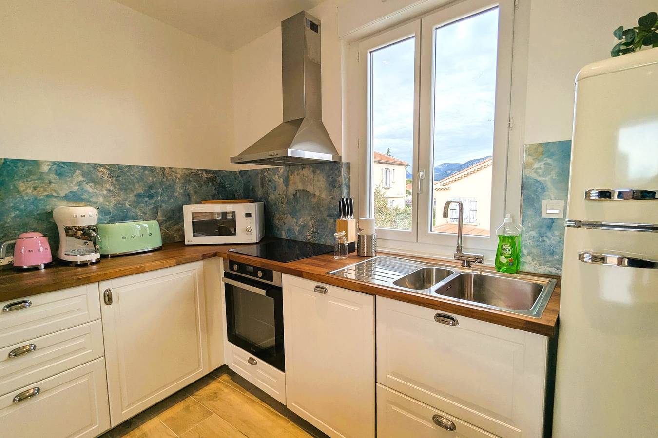 Ganze Wohnung, Ferienwohnung für 6 Personen mit Garten in Toulon, Toulon Region