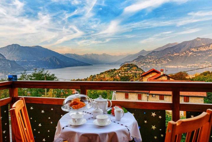 Ferienhaus für 5 Personen, mit Balkon und Whirlpool sowie Terrasse und Garten
