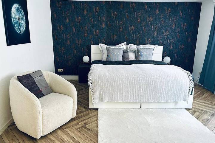 Ganze Wohnung, Bellas Eden Apartment 2 Ferienwohnung  im Grünen an Mulde und Radweg in Döben, Grimma