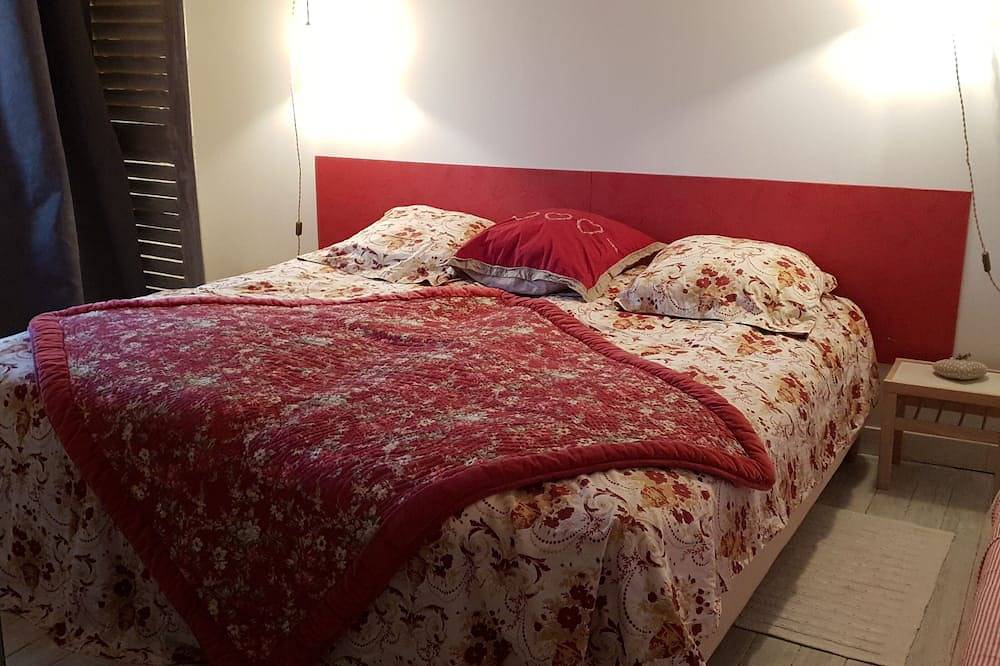 Hermosa casa Charentaise con jardín, de 12 a 18 personas, en el estuario del Giro in Mortagne-sur-Gironde, Saintes region