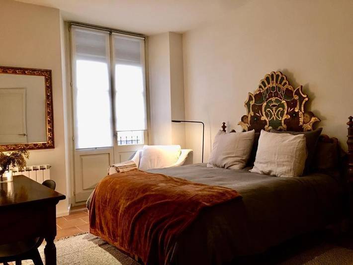 Chambre d’hôte pour 4 personnes, avec vue et balcon