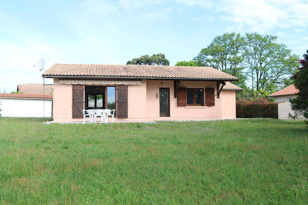 Maison calme avec jardin près du lac et centre de Sanguinet - Animaux acceptés - Ménage inclus in Sanguinet, Côte d’Argent